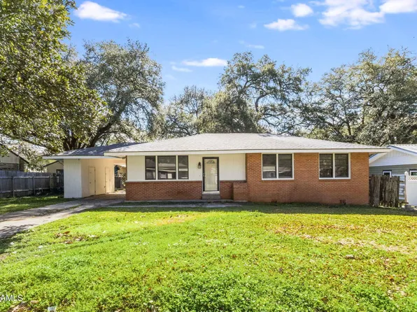 108 Homas Rd, Lafayette, LA 70501
