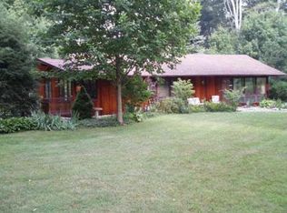 60100 Fir Rd, Mishawaka, IN 46544