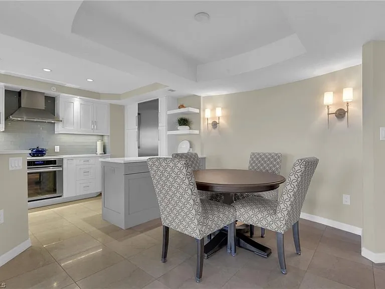 4751 Gulf Shore Blvd N #3 — Photo 4