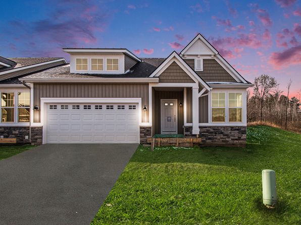 1046 Haven Ct, Byron Center, MI 49315