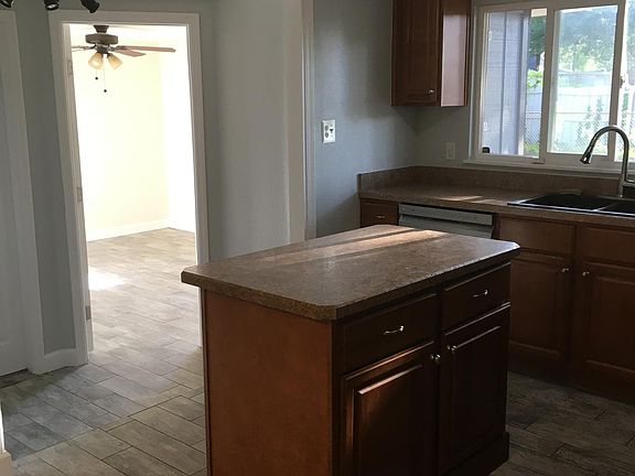 5th image of 7242 10th St N