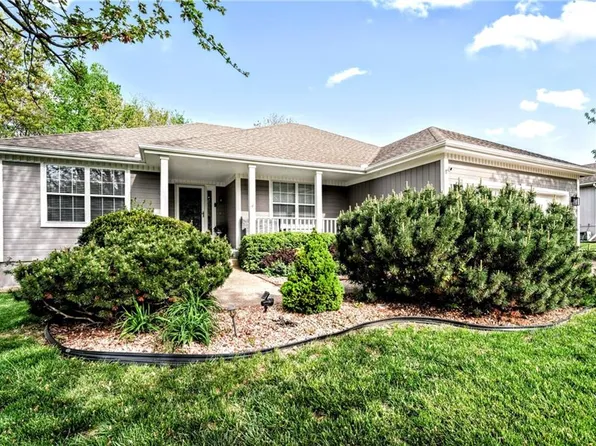1104 Adams Cir, Pleasant Hill, MO 64080