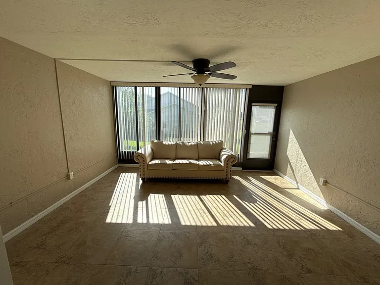 790 E Gilchrist Ct #2B — Photo 9