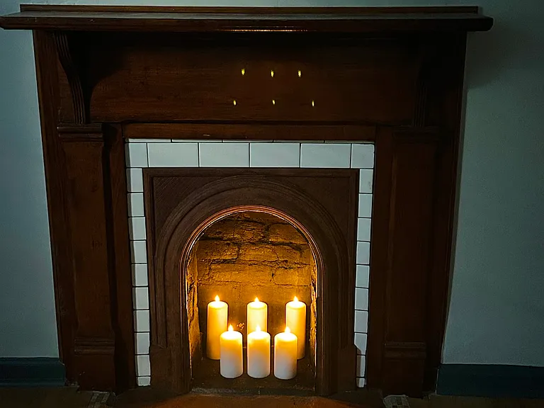 Fireplace (living room)