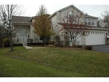 1420 Somerset Ct photo 1