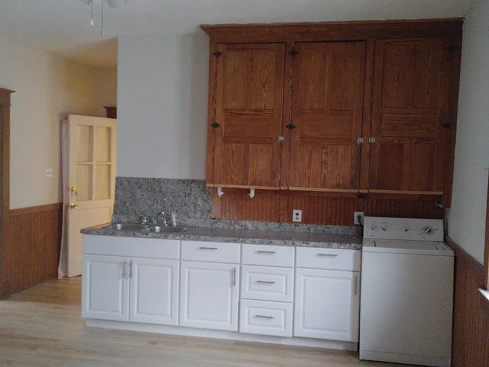 17 Hawk St #2