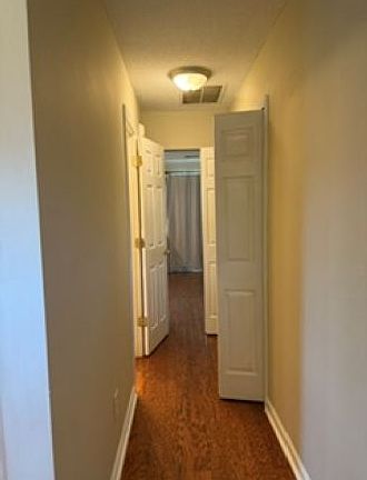 3rd image of 203 Fairview Lake Way