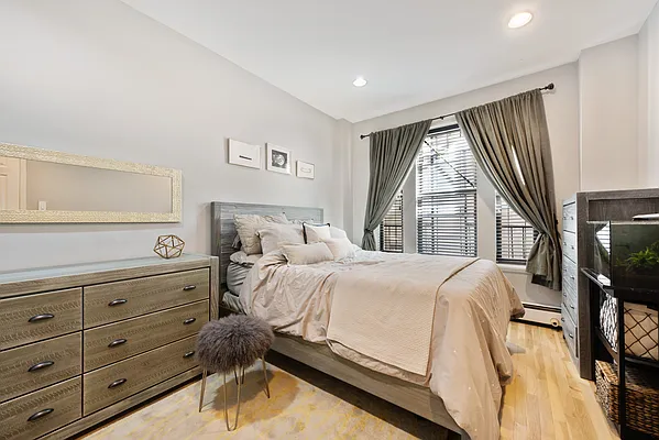Sold by Corcoran | media 4