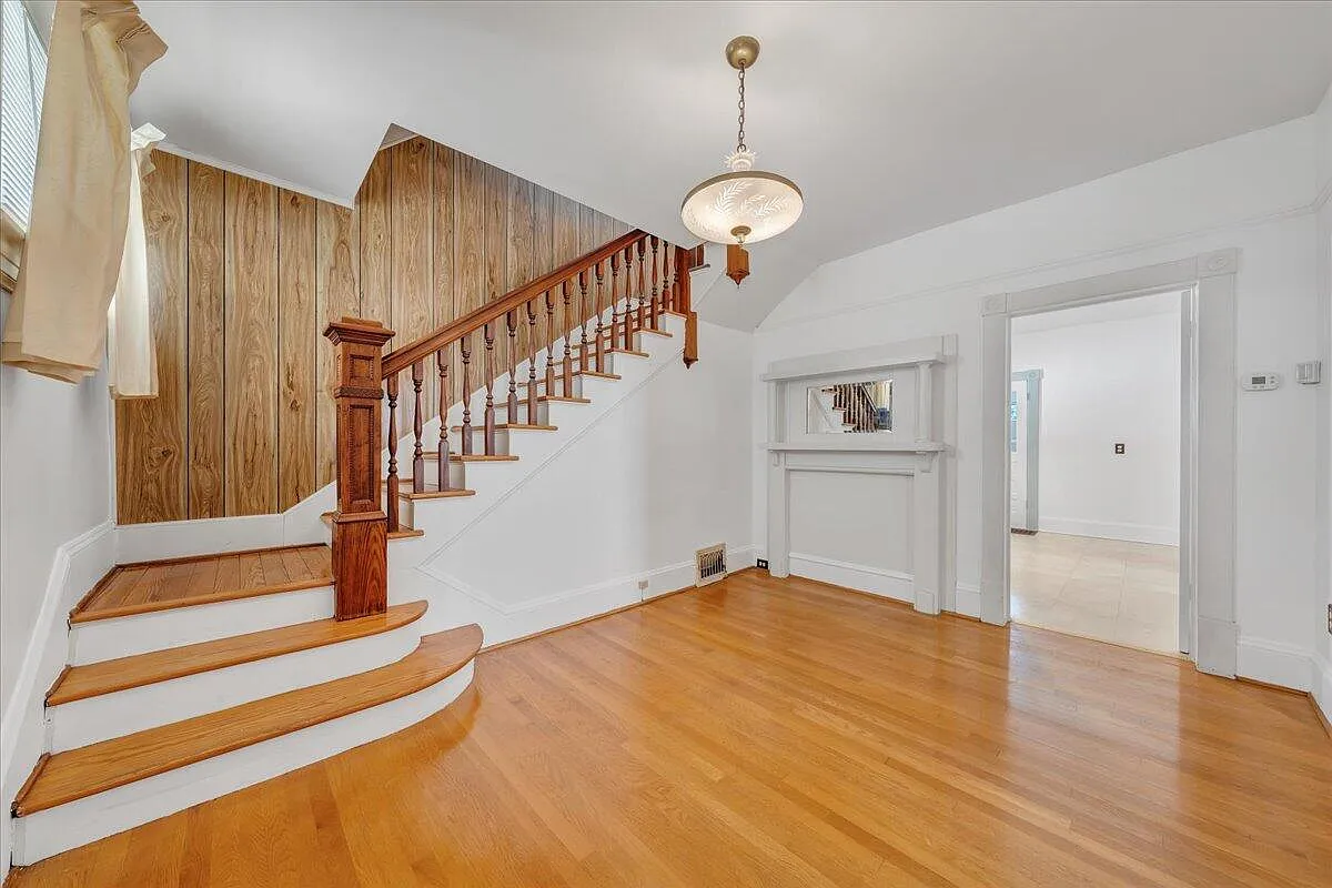 1 bed, 1.0 bath, 840 sqft, $1,200 — Photo 3