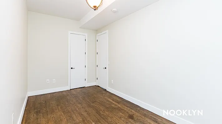 Rented by Nooklyn NYC LLC | media 24