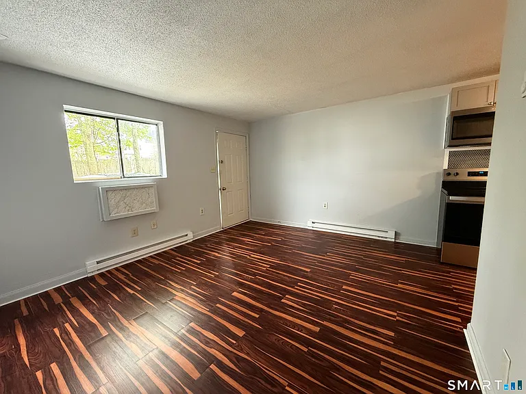 76 Summer St #4 — Photo 3