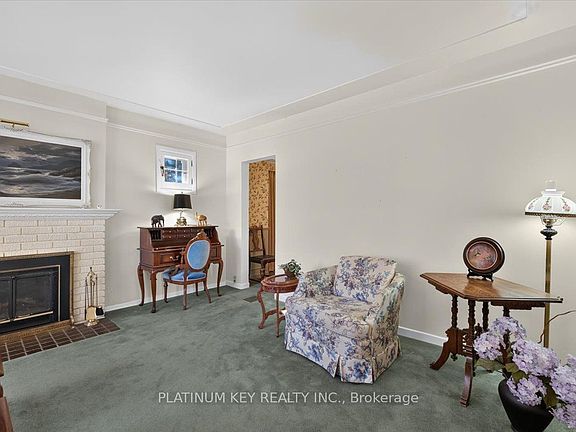 5th image of 14 Foster Ave