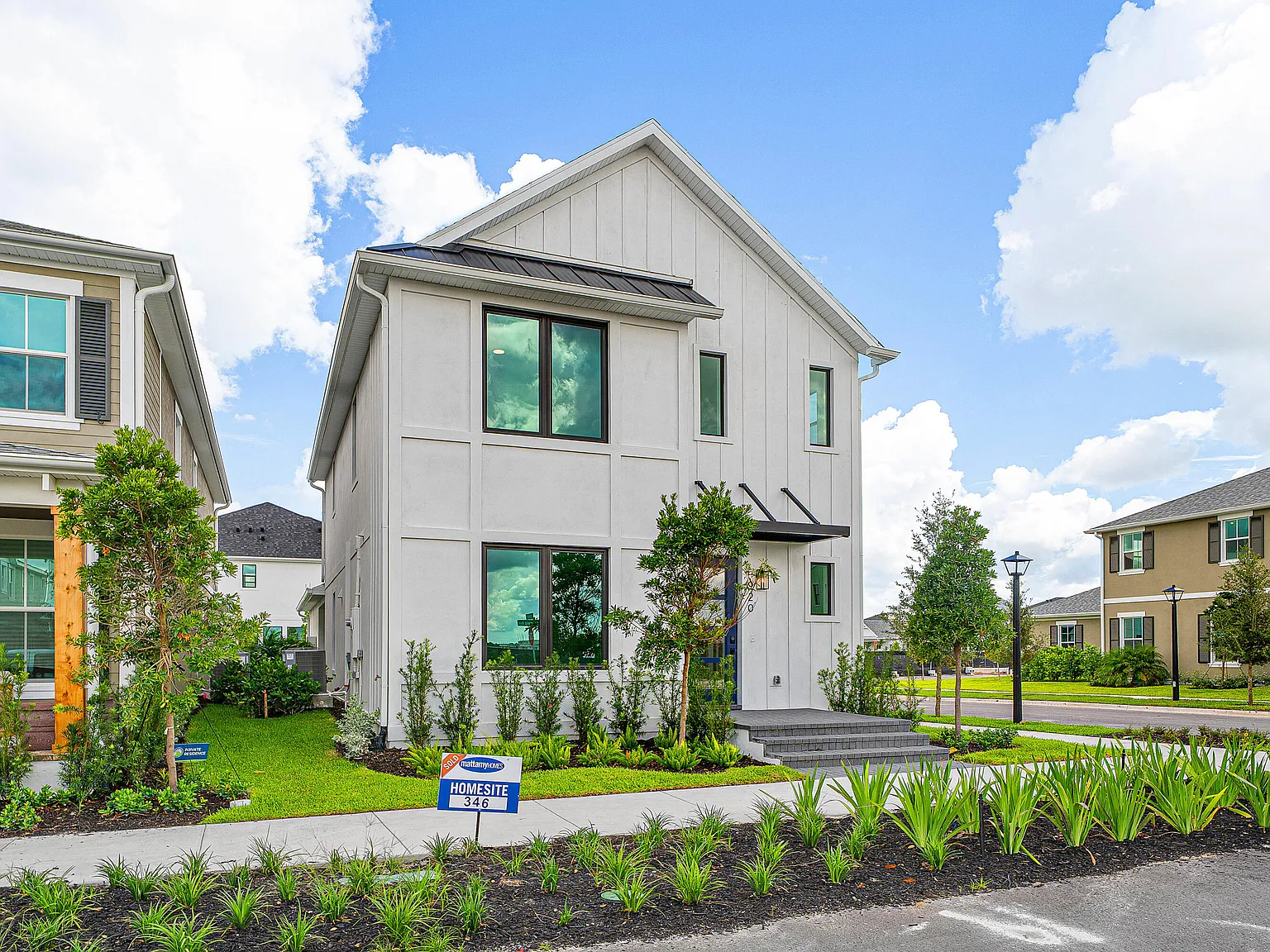 3 bed, 2.5 bath, 2245 sqft, $4,500 — Photo 3