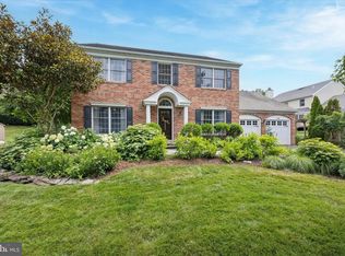 102 Homestead Ct, Chalfont, PA 18914
