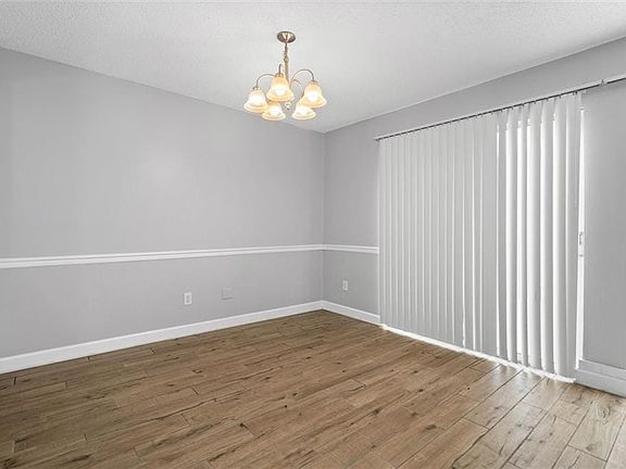 5th image of 6701 Dickens Ferry Rd APT 40
