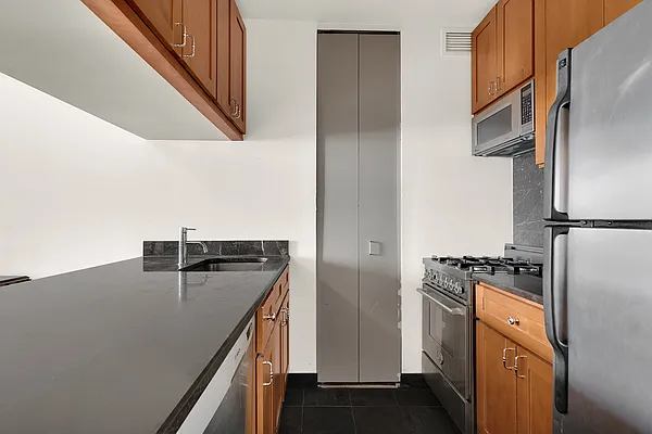 Rented by Compass | media 11