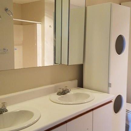 4th image of 3920 Mystic Valley Pkwy APT 811