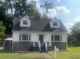 205 Willow St, Mc Kees Rocks, PA 15136