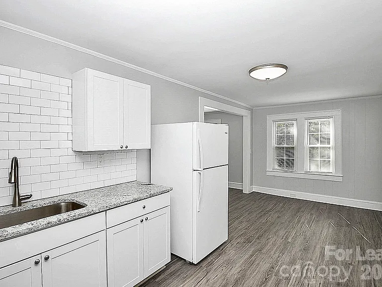 521 W 6th Ave — Photo 8