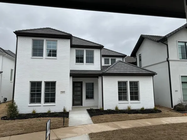 205 Magnolia Ln, Westworth Village, TX 76114