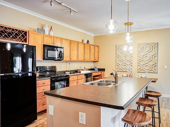 2nd image of 14260 Bald Eagle Dr #2-206