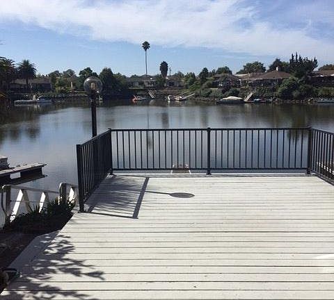 5th image of 949 Marina Dr
