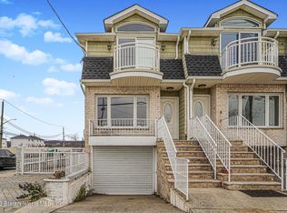 799 Father Capodanno Blvd, Staten Island, NY