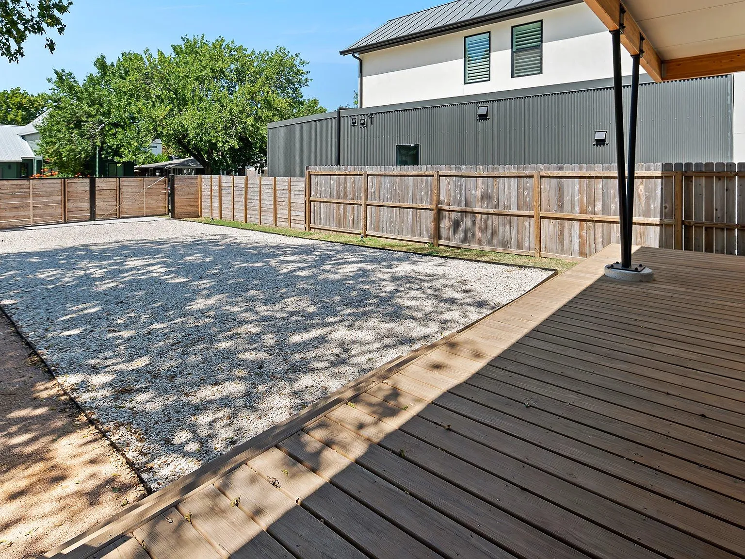 2 bed, 1.5 bath, 1170 sqft, $3,300 — Photo 4