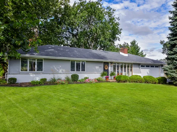 1612 N Washington St, Wheaton, IL 60187