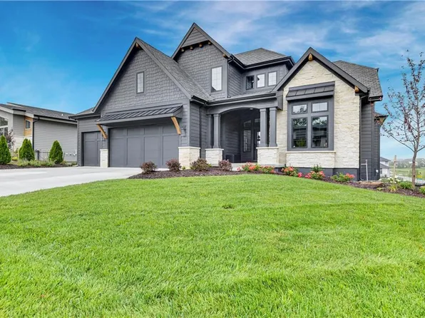 17020 Magnolia, Overland Park, KS 66221