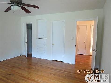 5th image of 837 Brookwood Dr