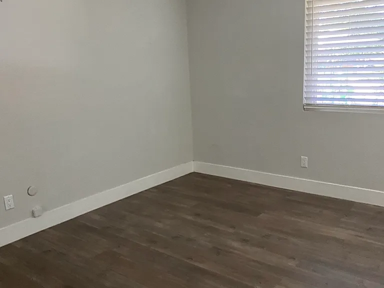 1001 W Macarthur Blvd #72 — Photo 23