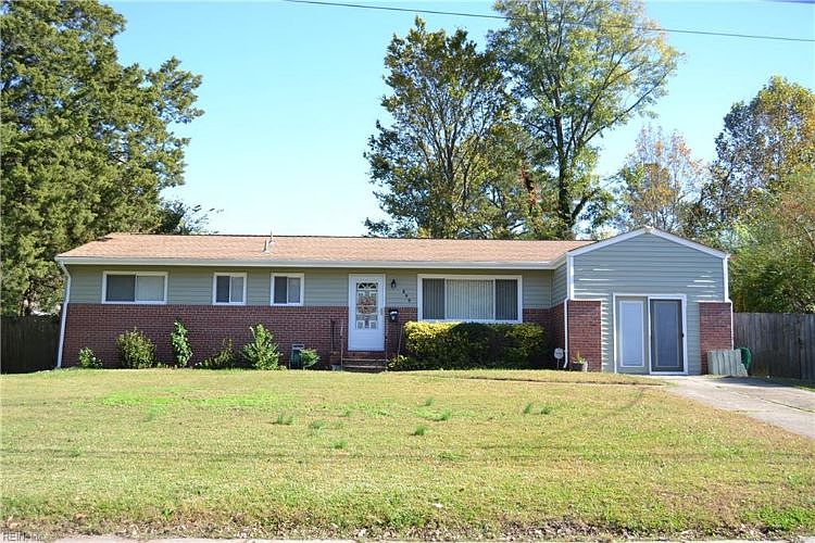 1st image of 544 Caren Dr