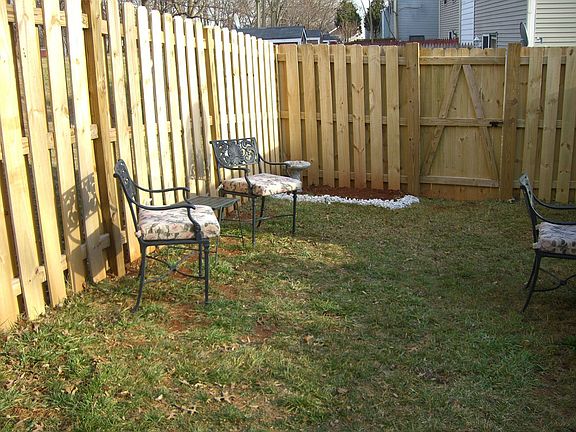 Fenced Rear Yard 