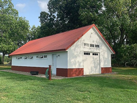 Barn