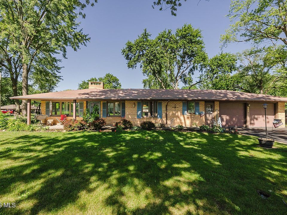 1st image of 600 Woodworth Dr