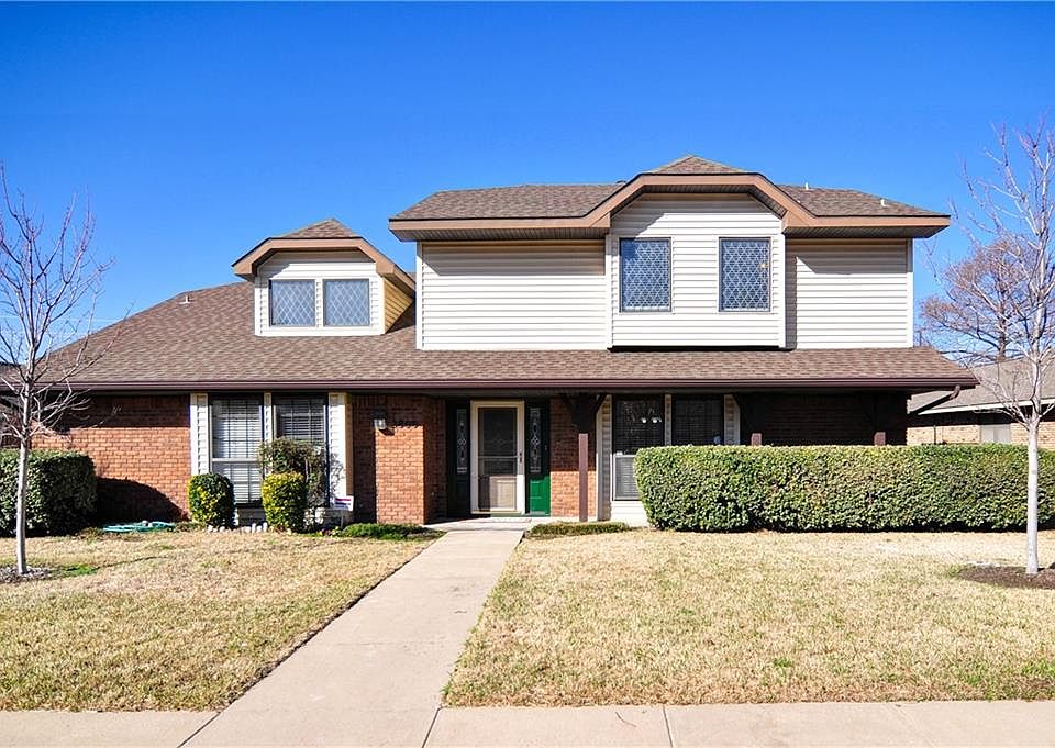 1st image of 2809 Cambridgeshire Dr