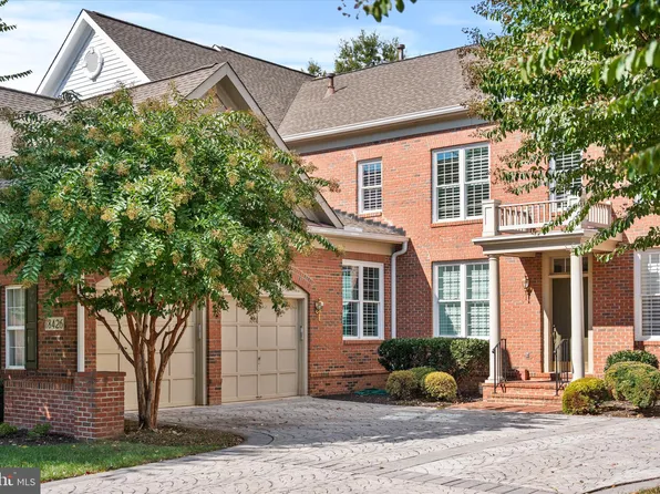 18426 Lanier Island Sq, Leesburg, VA 20176