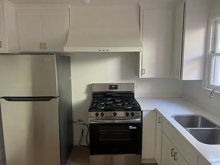 3714 Corinth Ave #1 — Photo 3