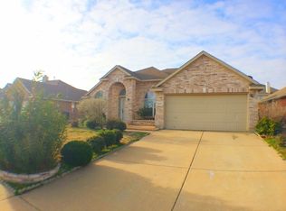 2439 Frontier Dr, Grand Prairie, TX 75052