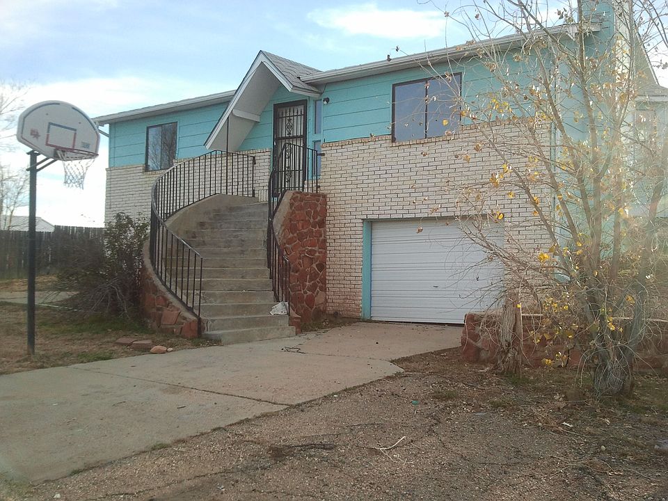 2nd image of 605 Porter St