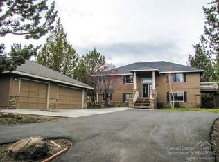 59775 Calgary Loop, Bend, OR 97702