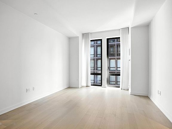 5th image of 77 Charlton St #N12d