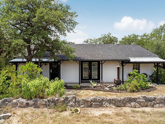2nd image of 2591 Spring Valley Dr