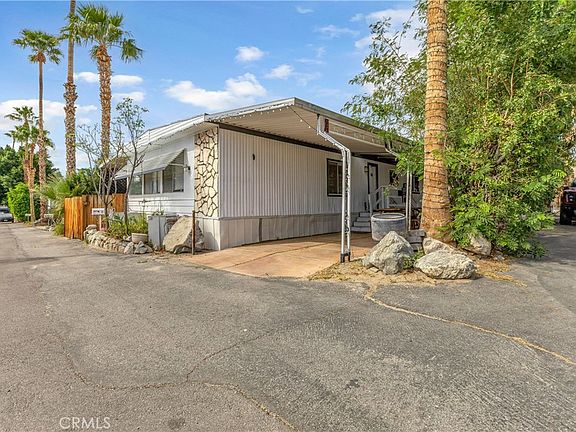 2nd image of 70875 Dillon Rd #31