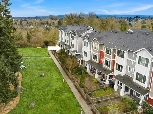 6592 High Point Drive SW, Seattle, WA 98126