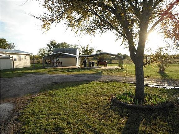 2nd image of 6113 Bowie Ln