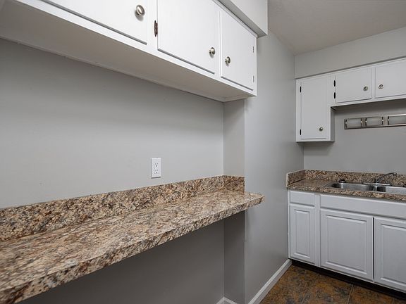 4th image of 48 Pearl St #2b64986da