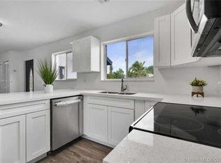 20830 SW 122nd Pl, Miami, FL 33177