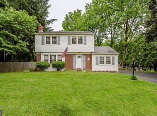 2 Birch Rd, Malvern, PA 19355